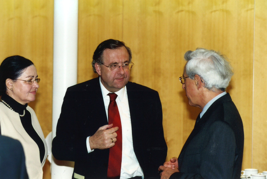 Ehrung Obmann Leo Weidinger 2004