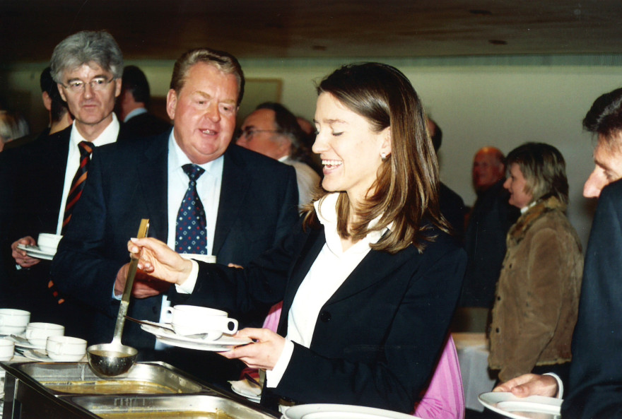 Ehrung Obmann Leo Weidinger 2004