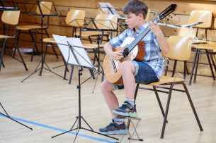 Buntes Gitarfrentreffen