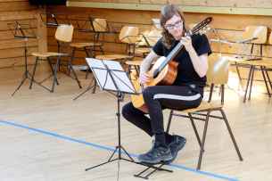 Buntes Gitarfrentreffen