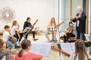 Buntes Gitarfrentreffen